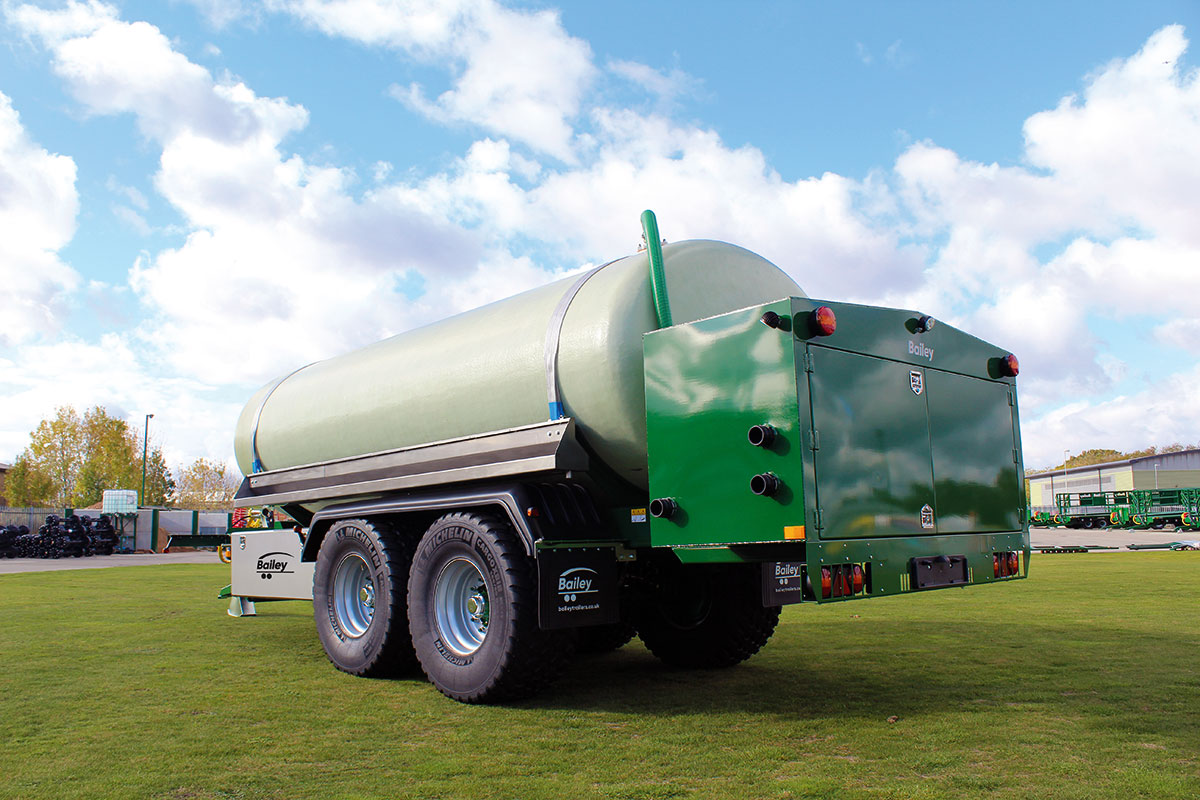 Bailey Trailers Water Bowser viewed from rear