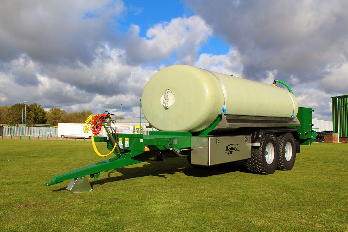 Bailey Trailers Water Bowser front view