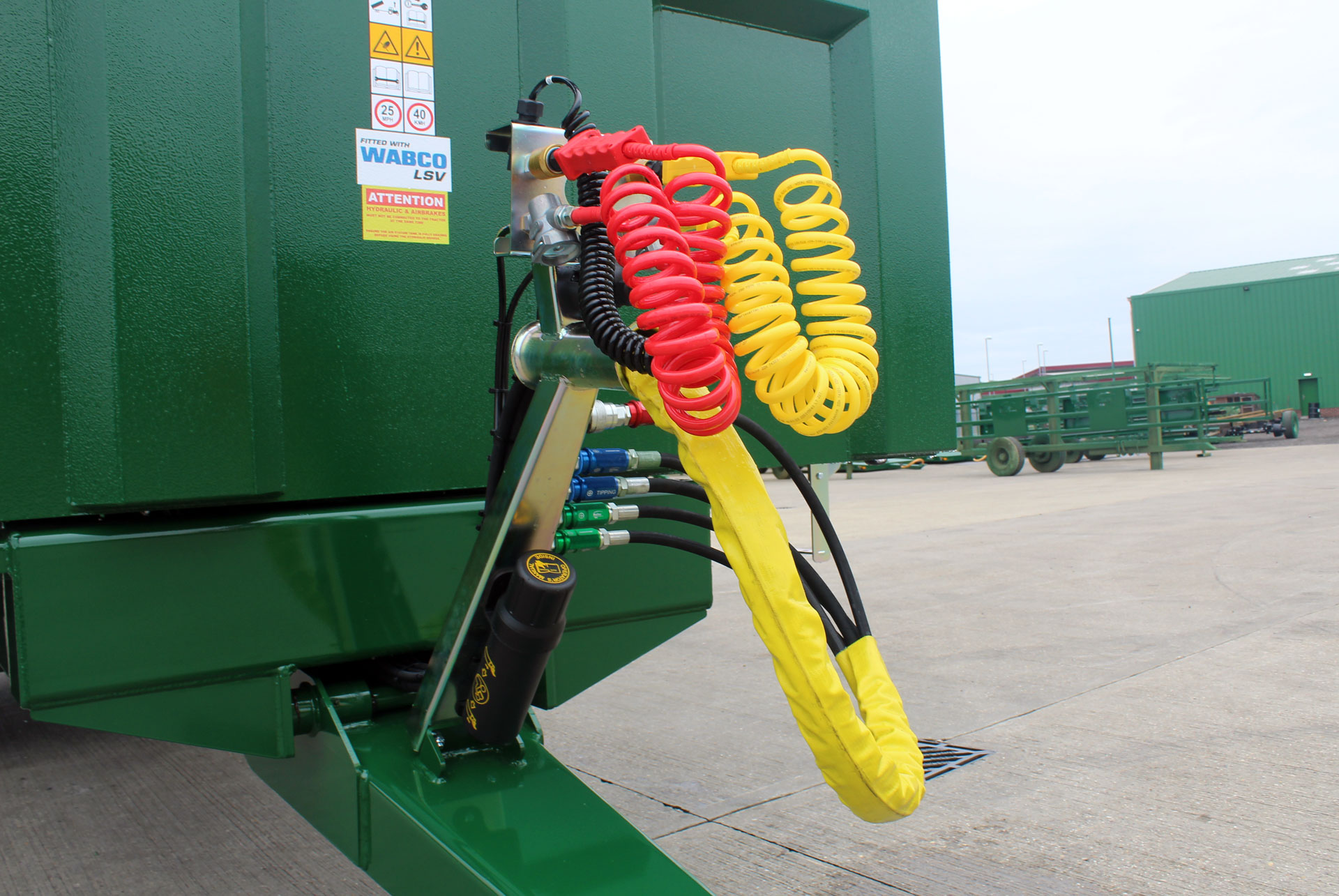 Bailey Trailers swan neck with colour coded hose grips